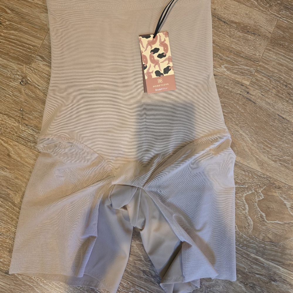 Honeylove SculptWear in Cream
